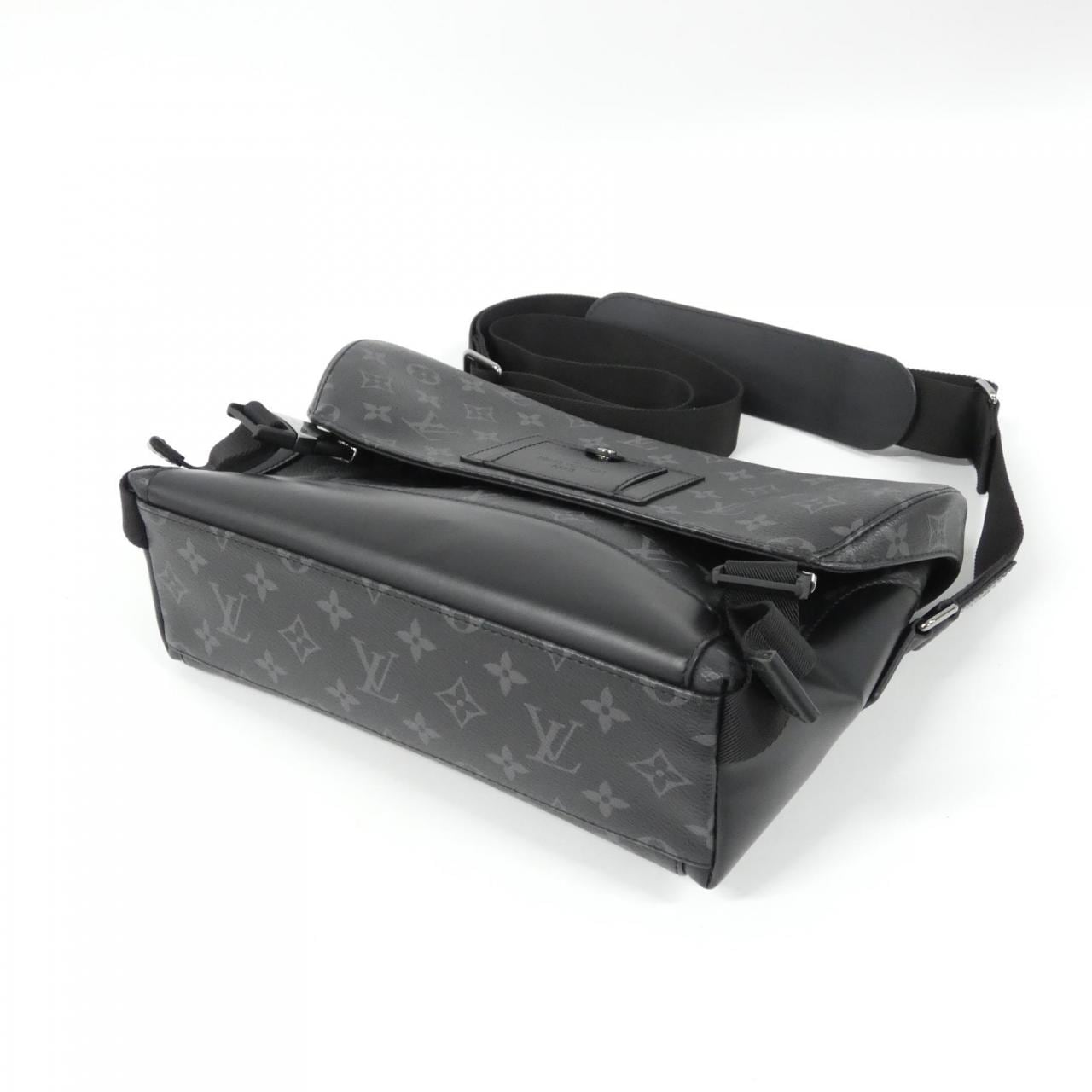 ルイヴィトン モノグラム エクリプス メッセンジャー ヴォワヤージュ PM M40511 ショルダーバッグ