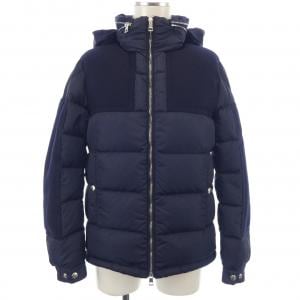 モンクレール MONCLER ダウンジャケット