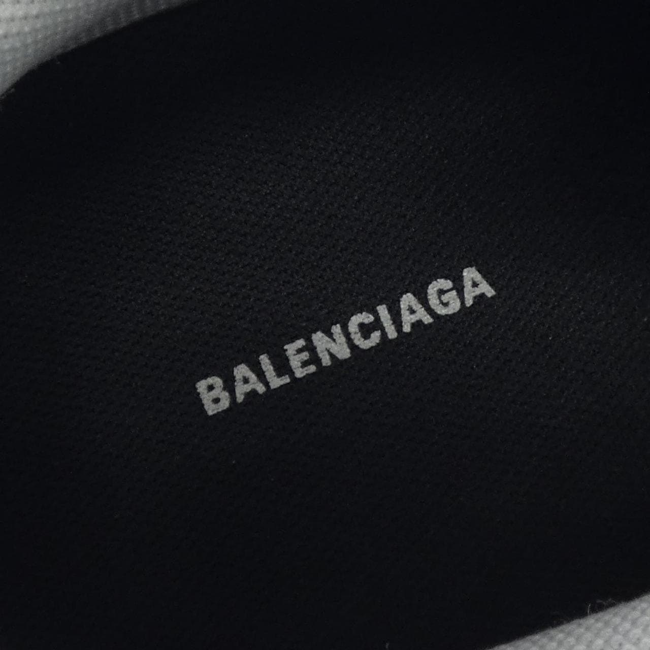 バレンシアガ BALENCIAGA 841506 スニーカー
