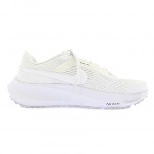 ナイキ NIKE FB2383-900 スニーカー