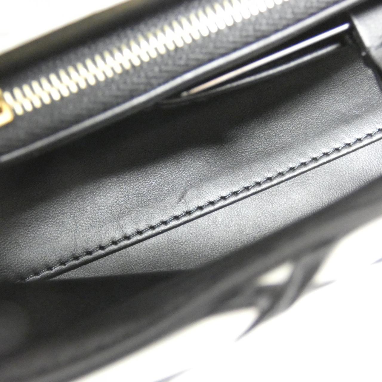 LOUIS VUITTON GO-14 MM M22890 斜背包