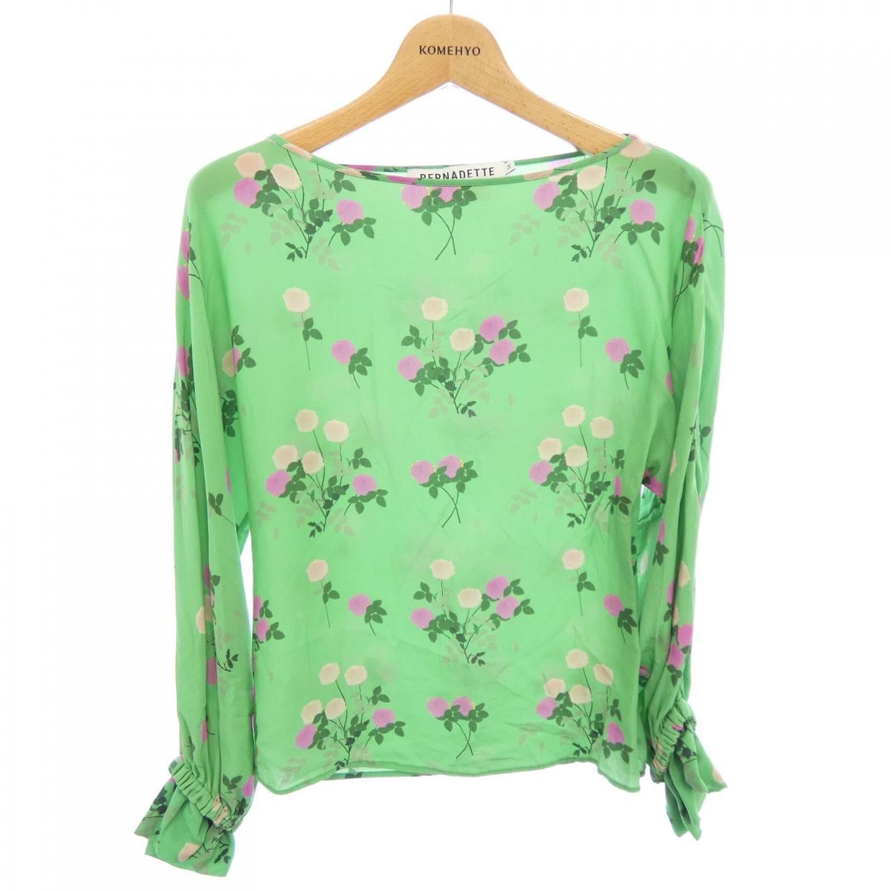 BERNADETTE トップス