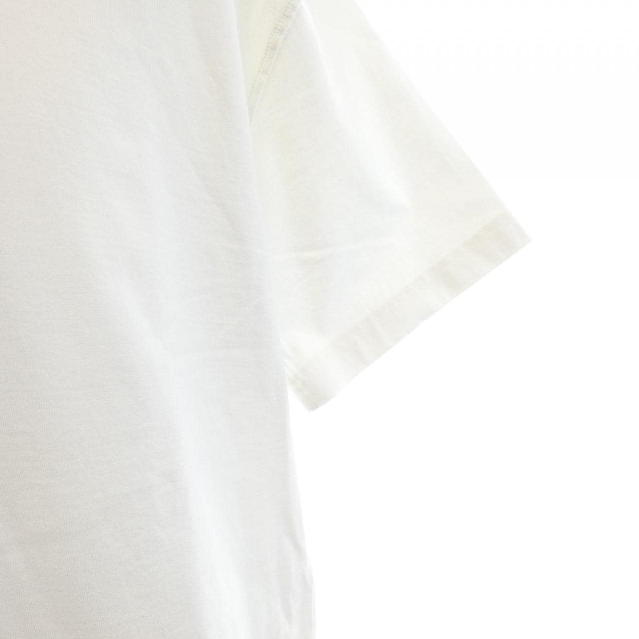 ルイヴィトン LOUIS VUITTON エンボスLVTシャツ HNY55WDT3 Tシャツ