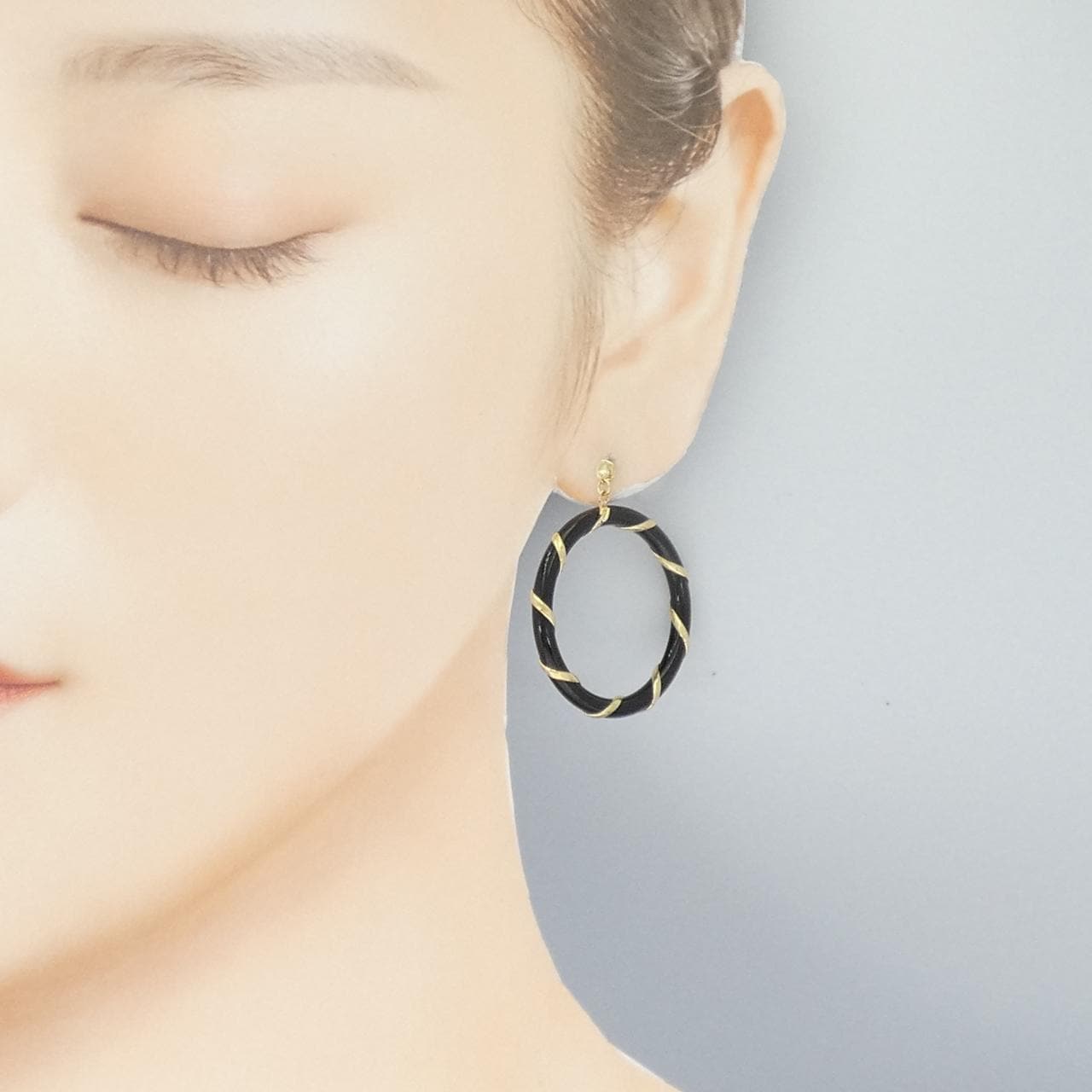 K18YG オニキス ピアス