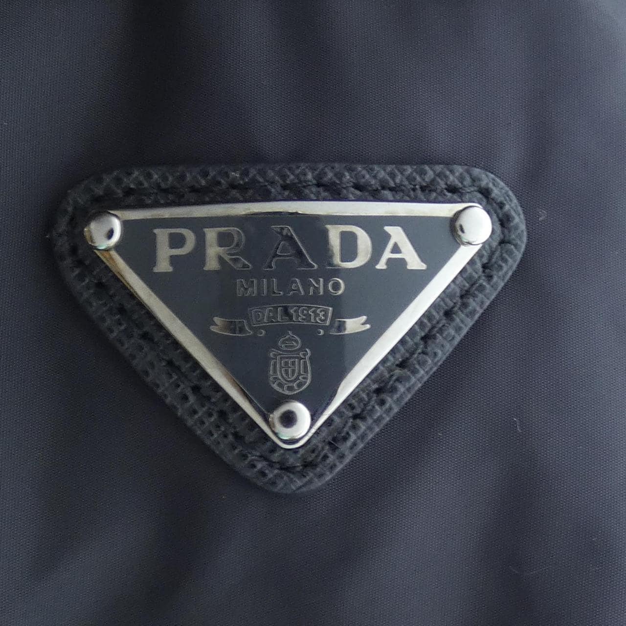 プラダ PRADA ダウンコート