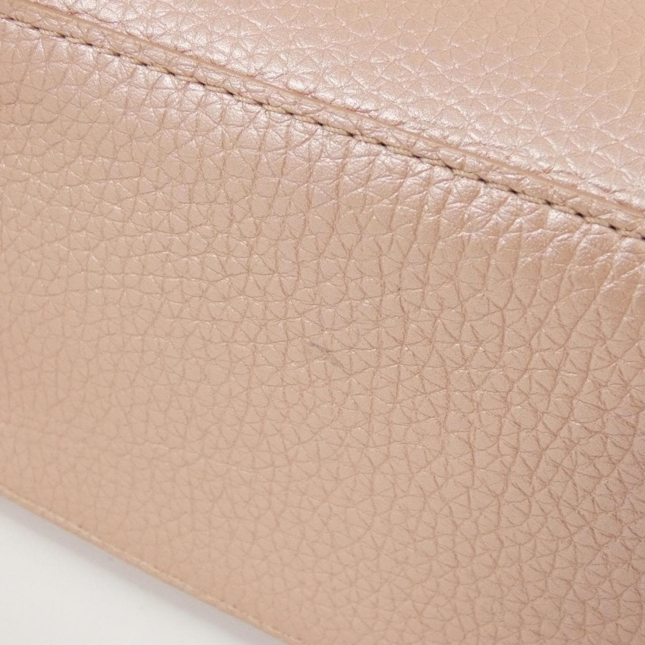 LOUIS VUITTON Capucines BB M21103 包