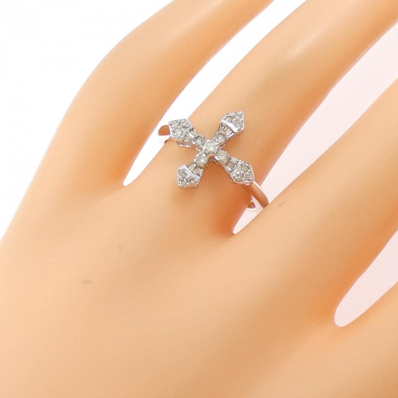 K18WG クロス ダイヤモンド リング