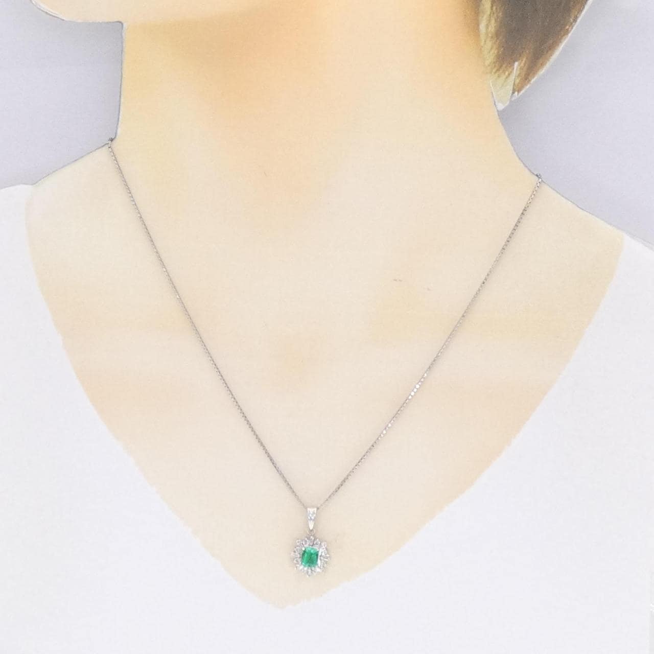 PT Emerald Necklace 0.57CT