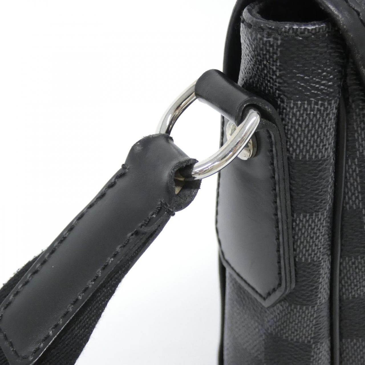 ルイヴィトン ダミエ グラフィット ダニエル GM N58033 ショルダーバッグ