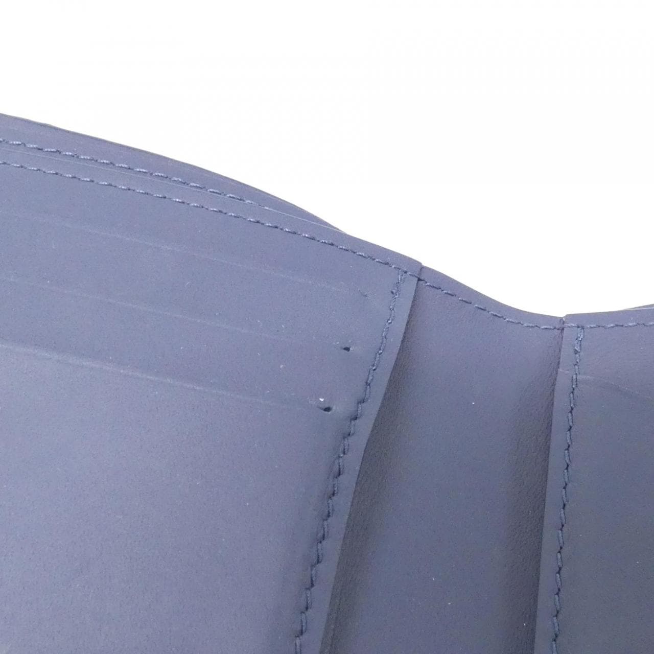 ルイヴィトン モノグラム シャドウ ポルトフォイユ ミュルティプル M82323 札入れ