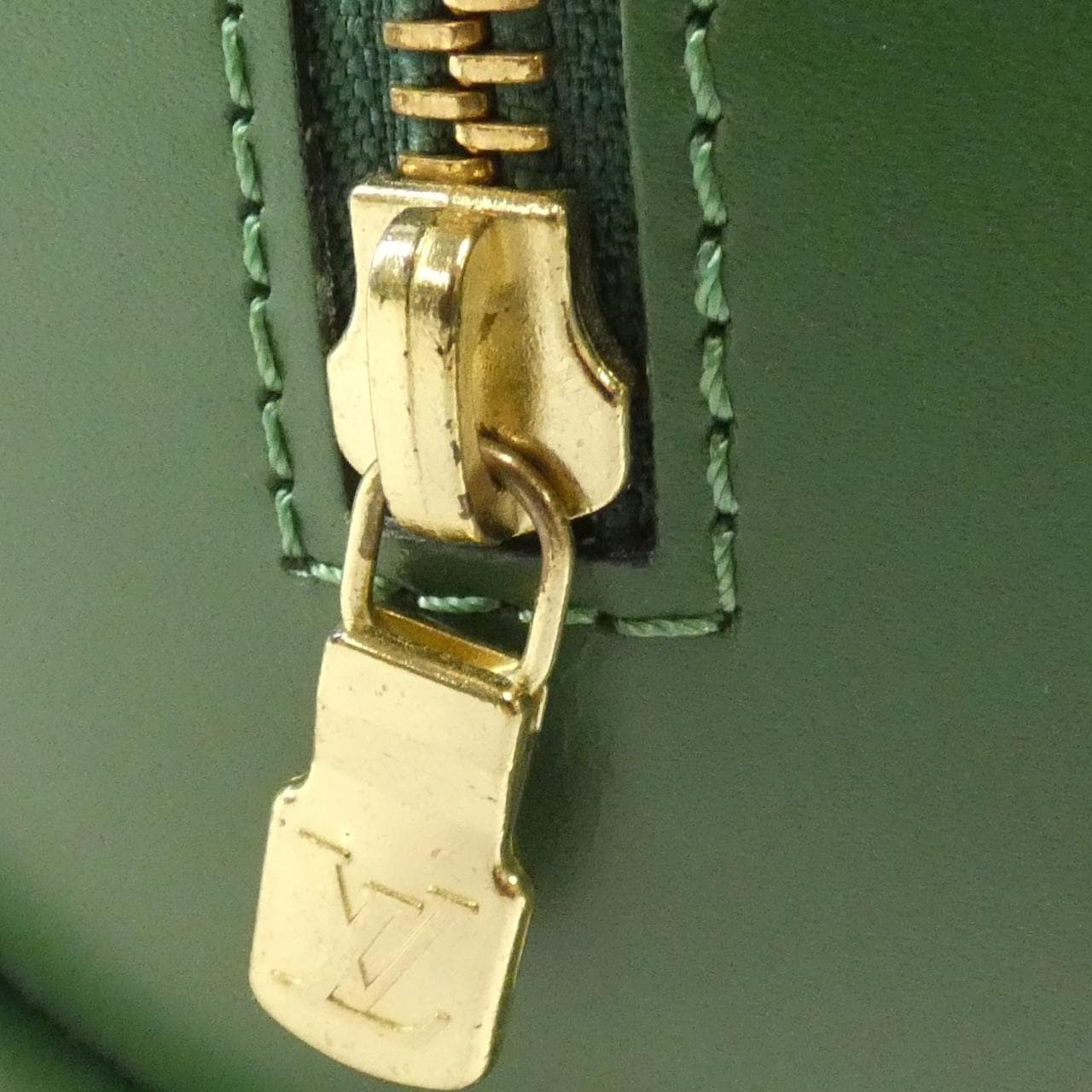 ルイヴィトン エピ スフロ M52224 バッグ