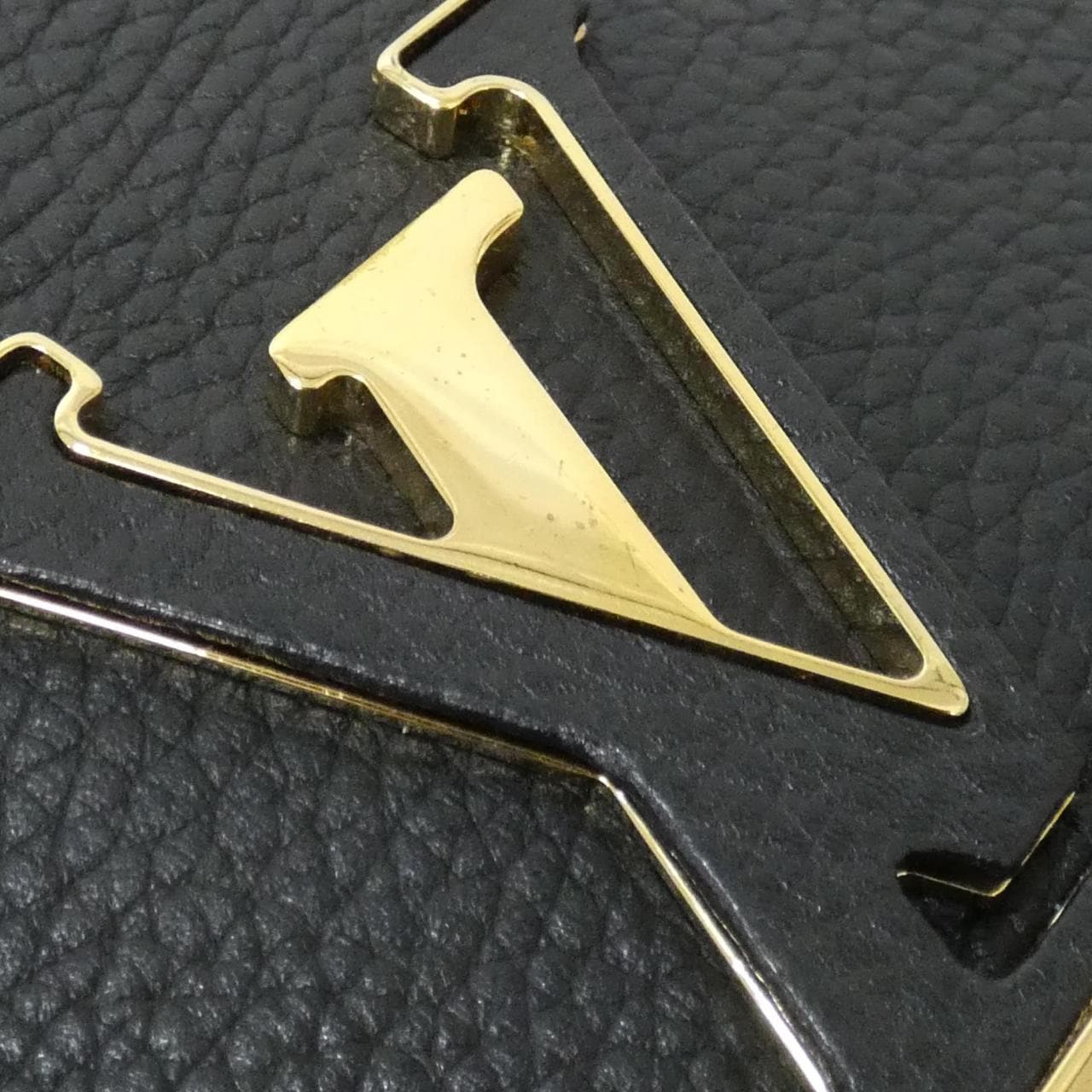 ルイヴィトン トリヨン ヴォルタ M50255 バッグ