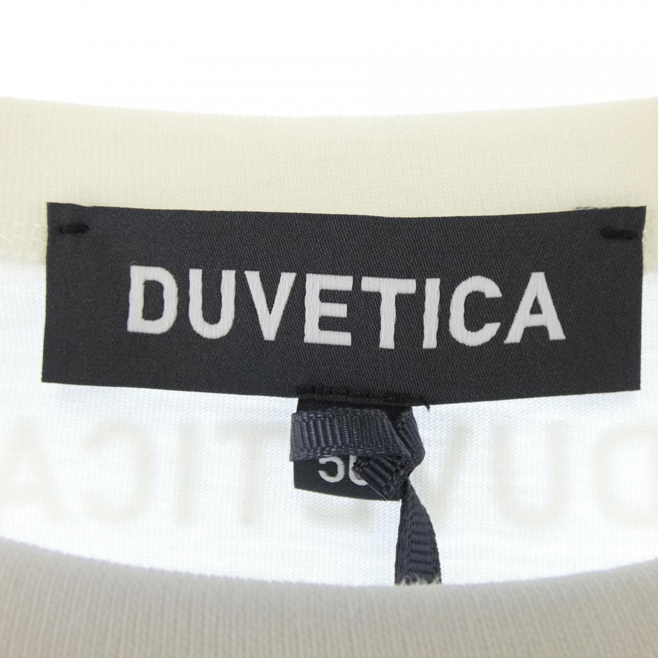 デュベティカ DUVETICA VXRT42131 Tシャツ