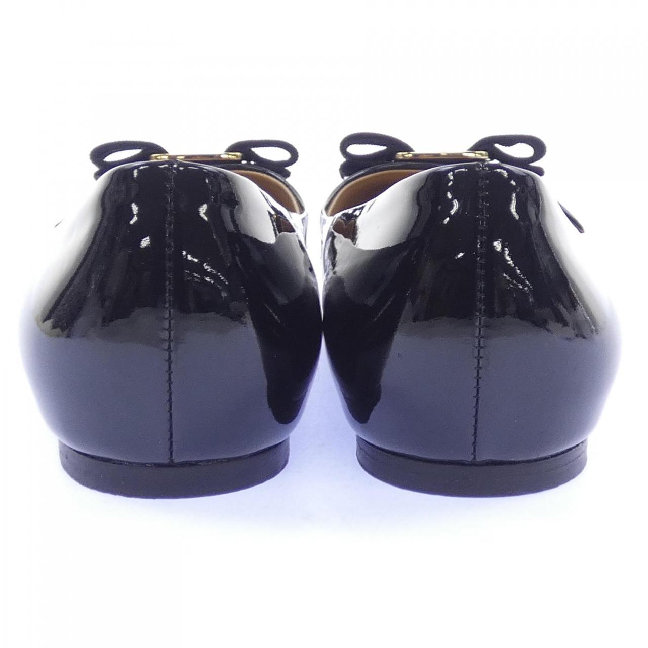 サルヴァトーレフェラガモ SALVATORE FERRAGAMO 574556 フラットシューズ