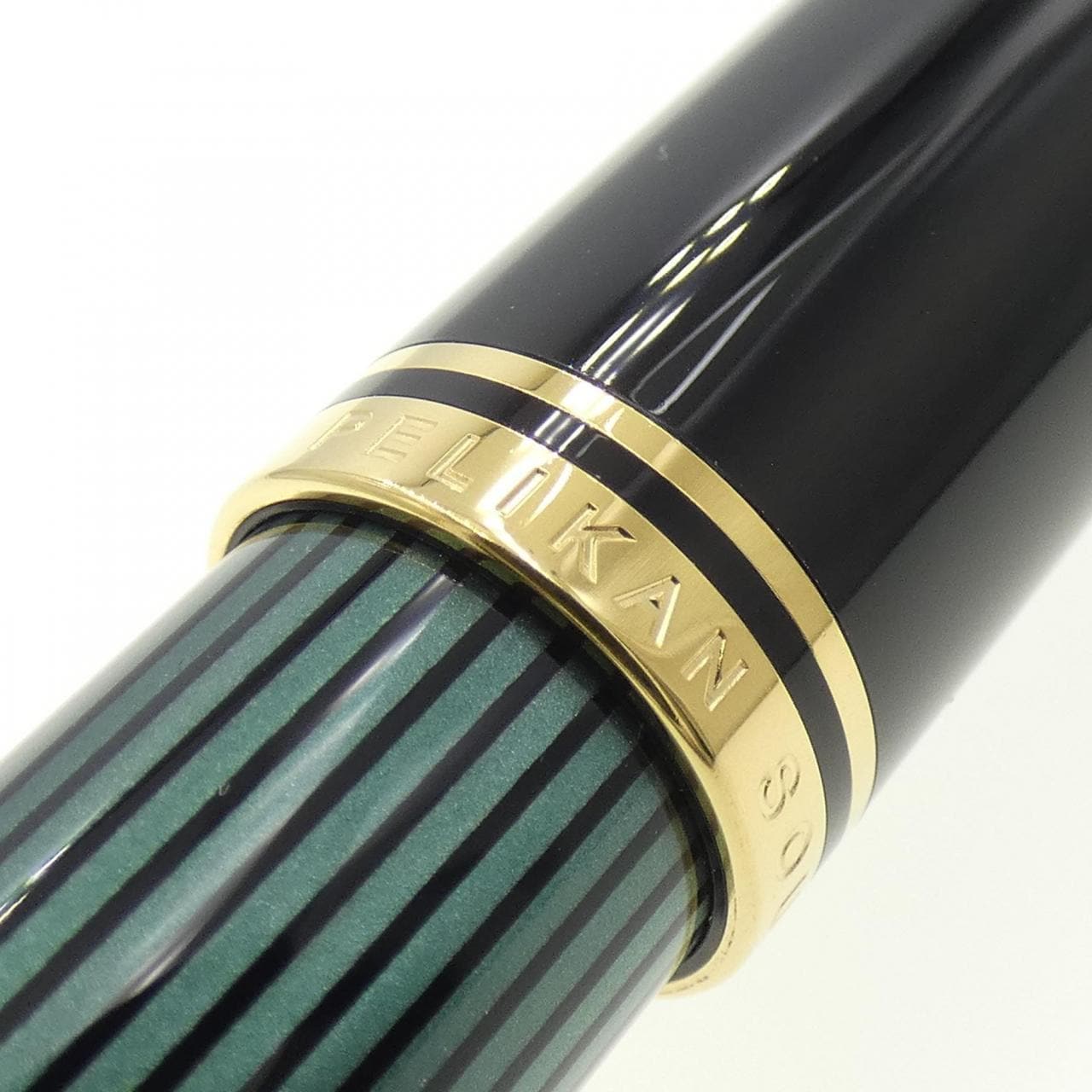 Pelikan Souveraine M800 Green Stripe Fountain Pen