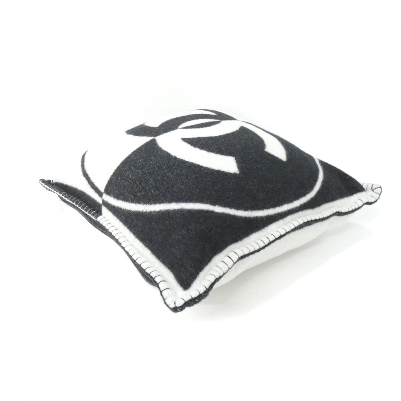 シャネル クッション