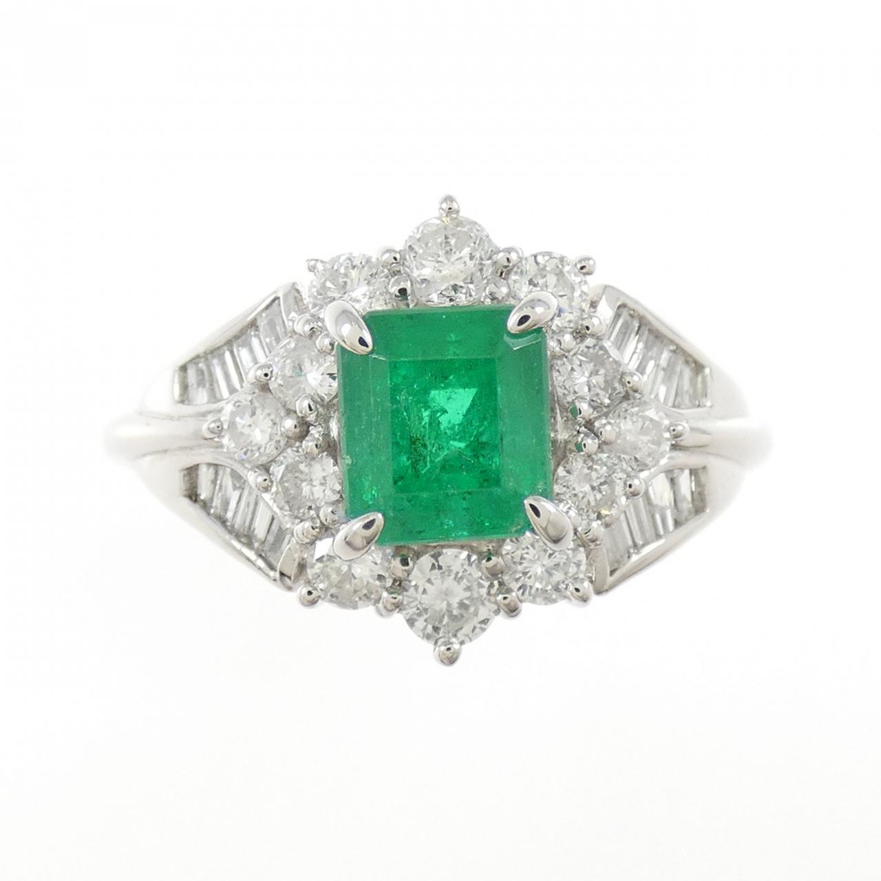 PT900 エメラルド リング 0.92CT