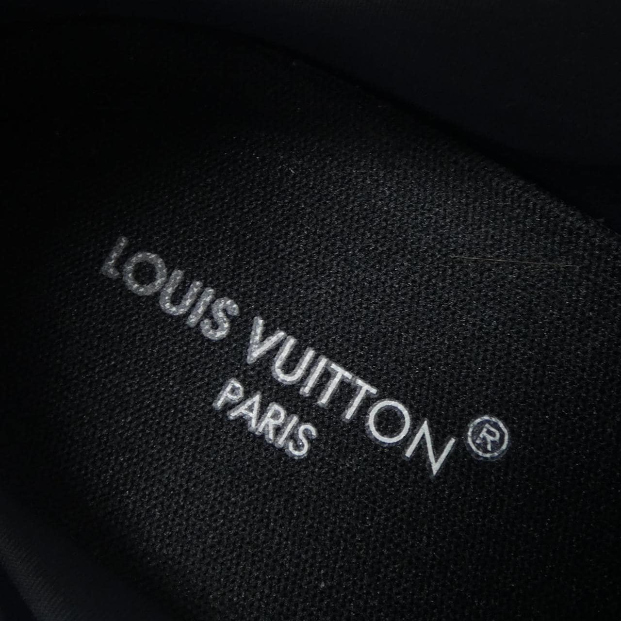 ルイヴィトン LOUIS VUITTON スニーカー