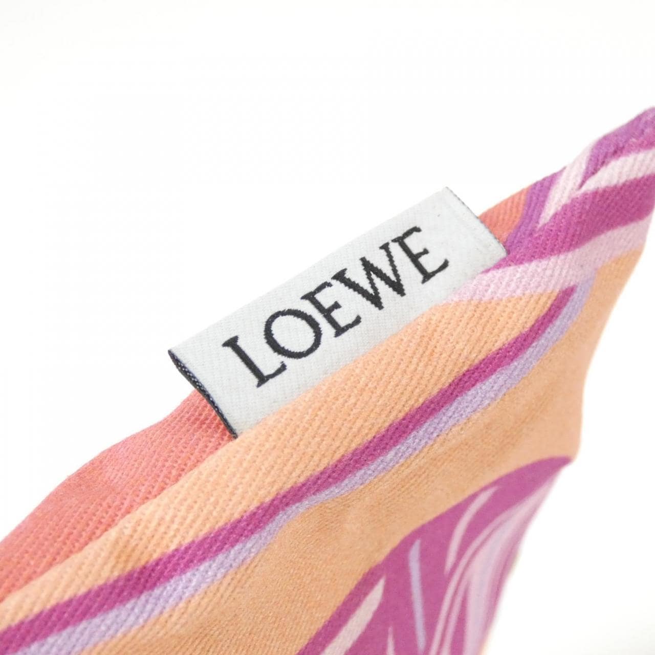 Loewe C822057X01 Pouch