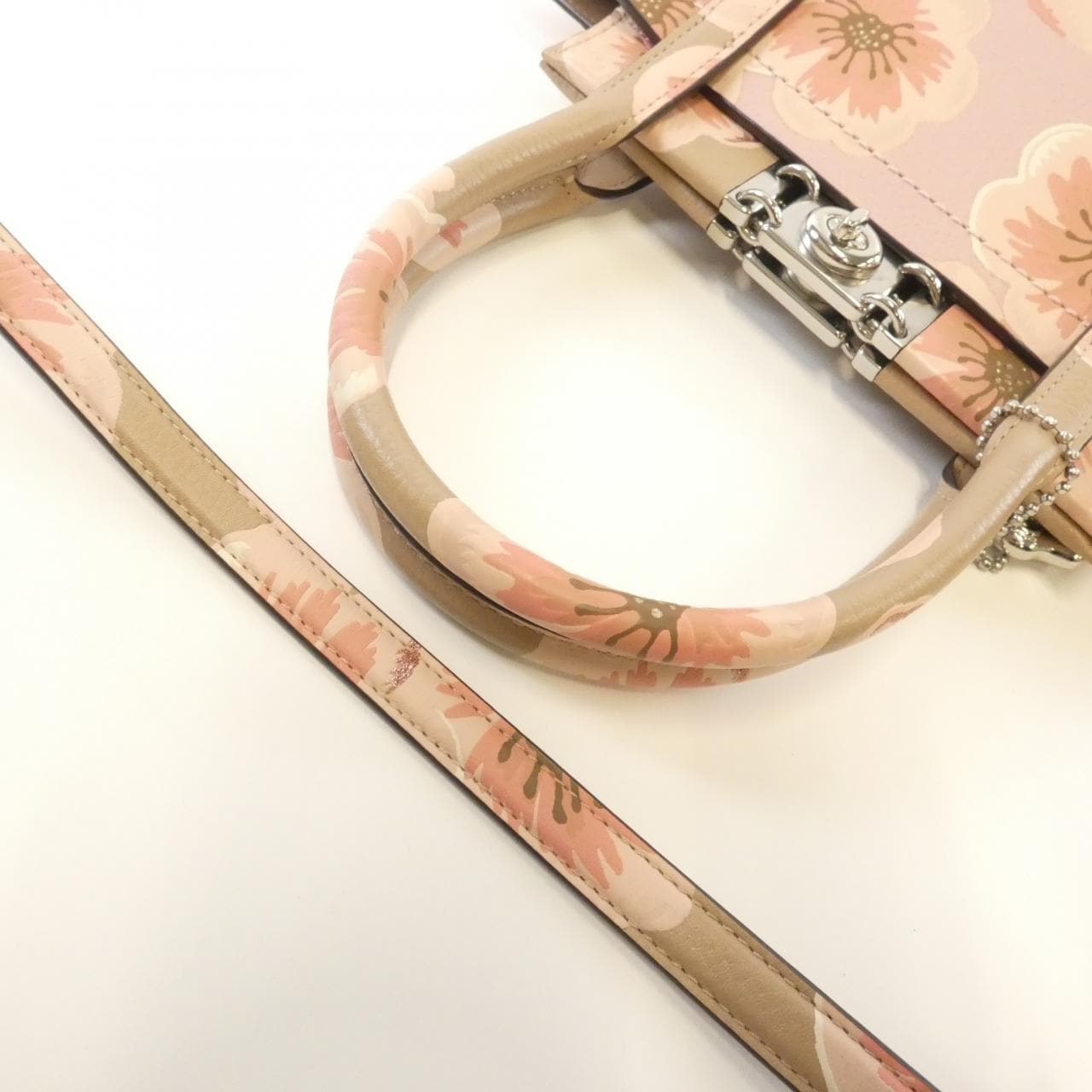 Coach 93969 bag