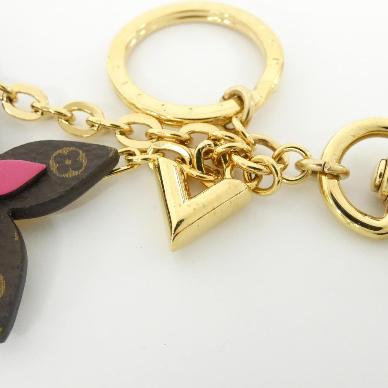LOUIS VUITTON Monogram Keychain Blooming Flower M63084 Qeelin