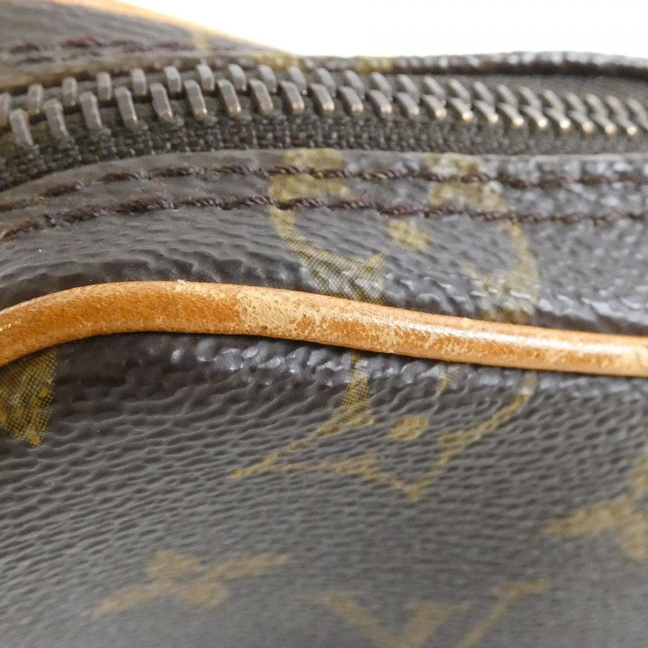 ルイヴィトン モノグラム ポシェット クロワッサン M51510 ショルダーバッグ