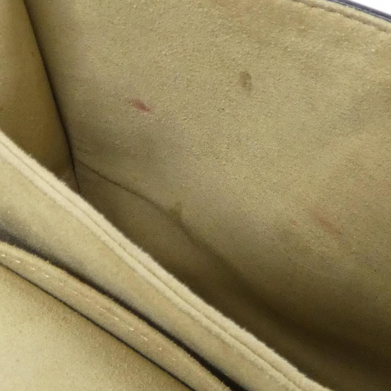 フェンディ KAN I MINI 8M0381 A5TY ショルダーバッグ