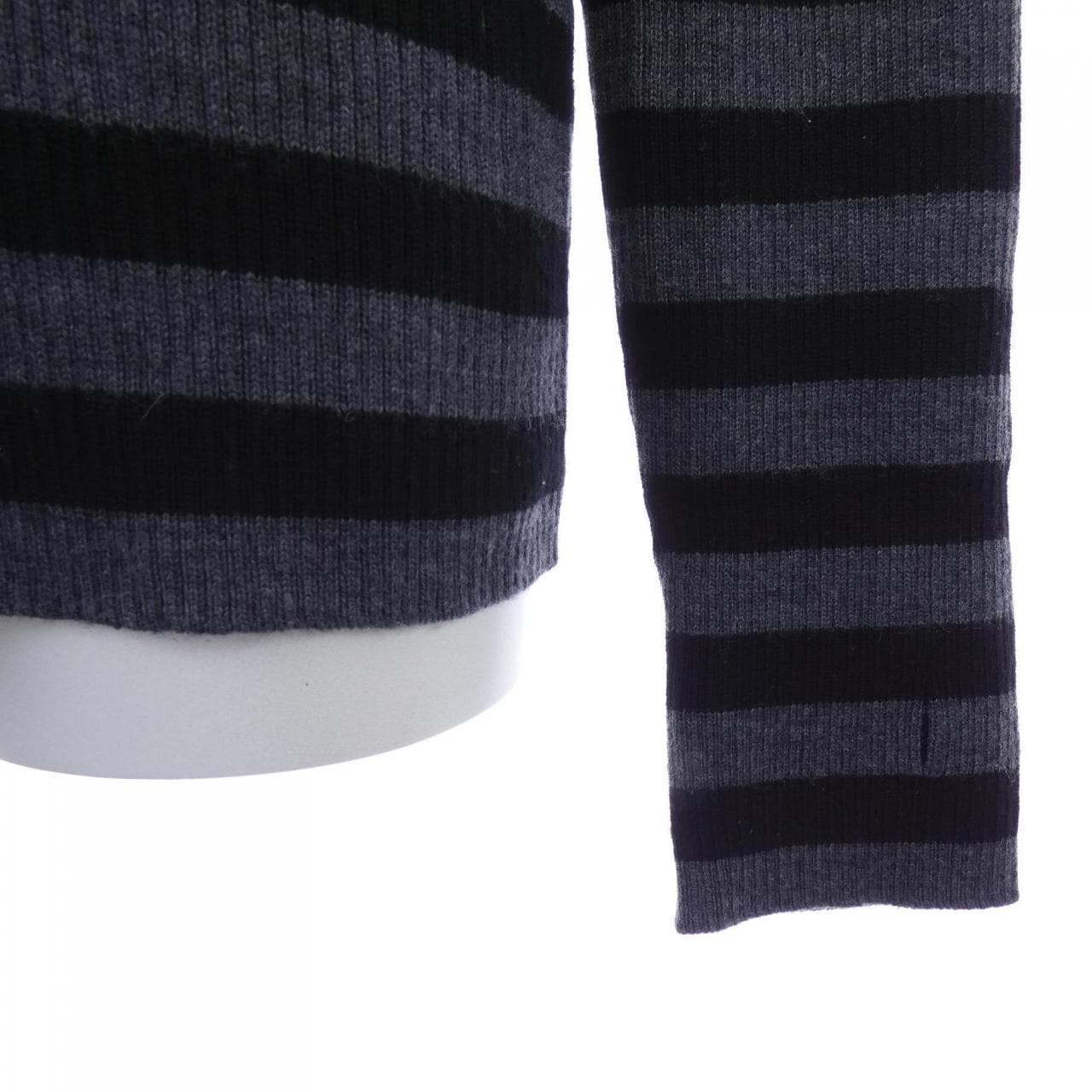 ロエフ LOEFF ニット