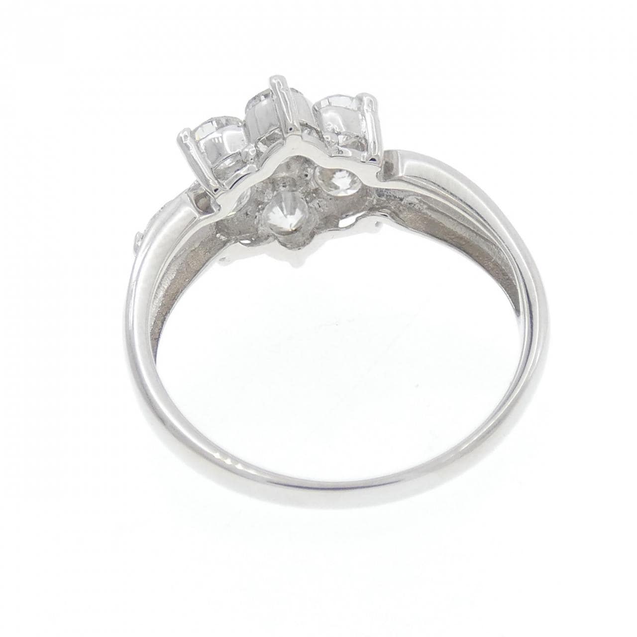 PT900 フラワー ダイヤモンド リング 1.00CT