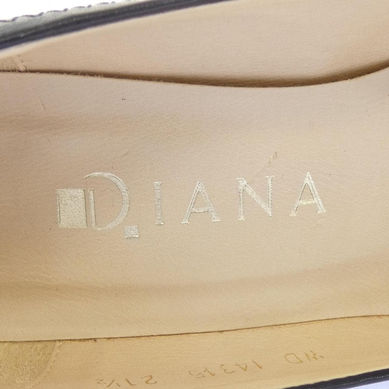 ダイアナ DIANA パンプス