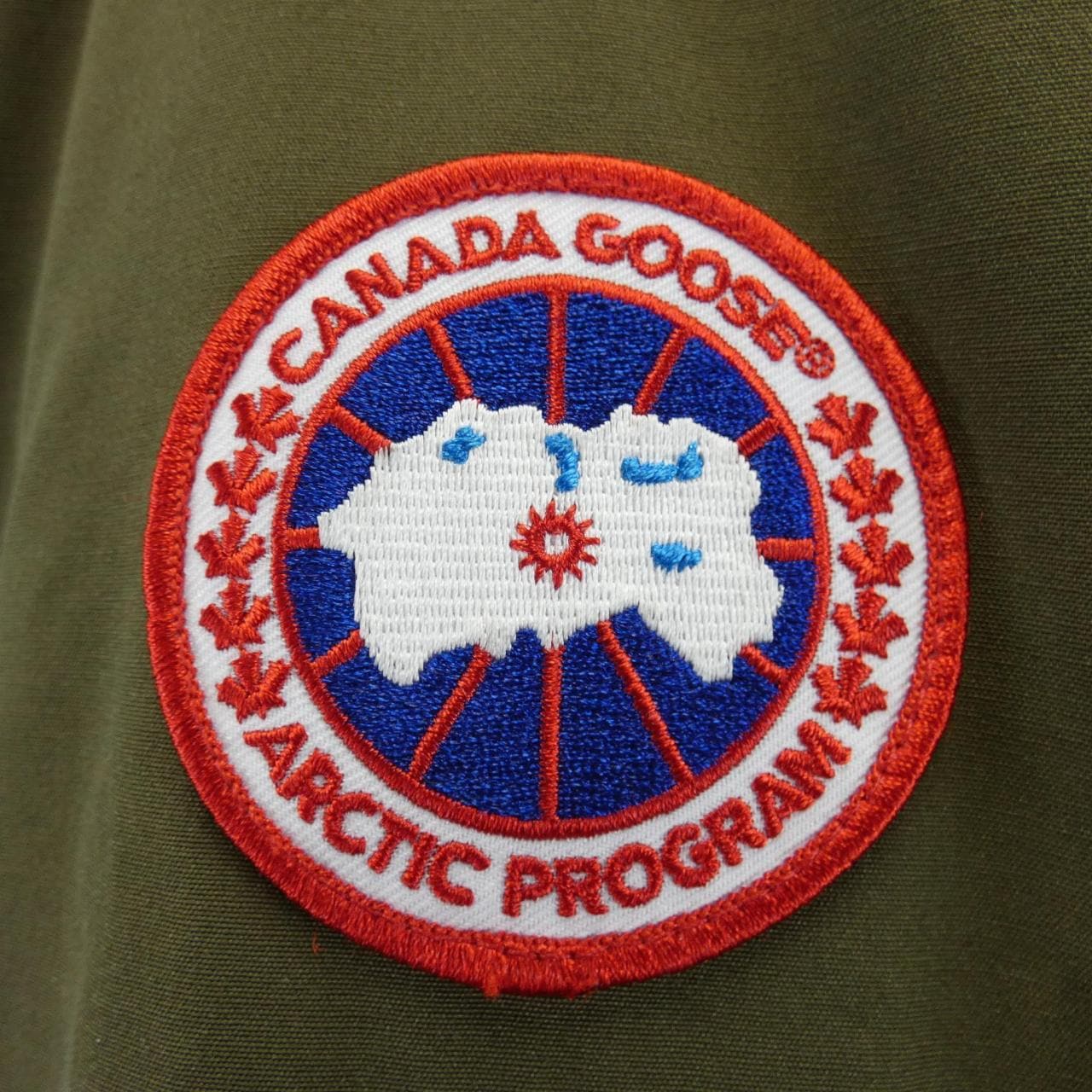 カナダグース CANADA GOOSE ダウンジャケット