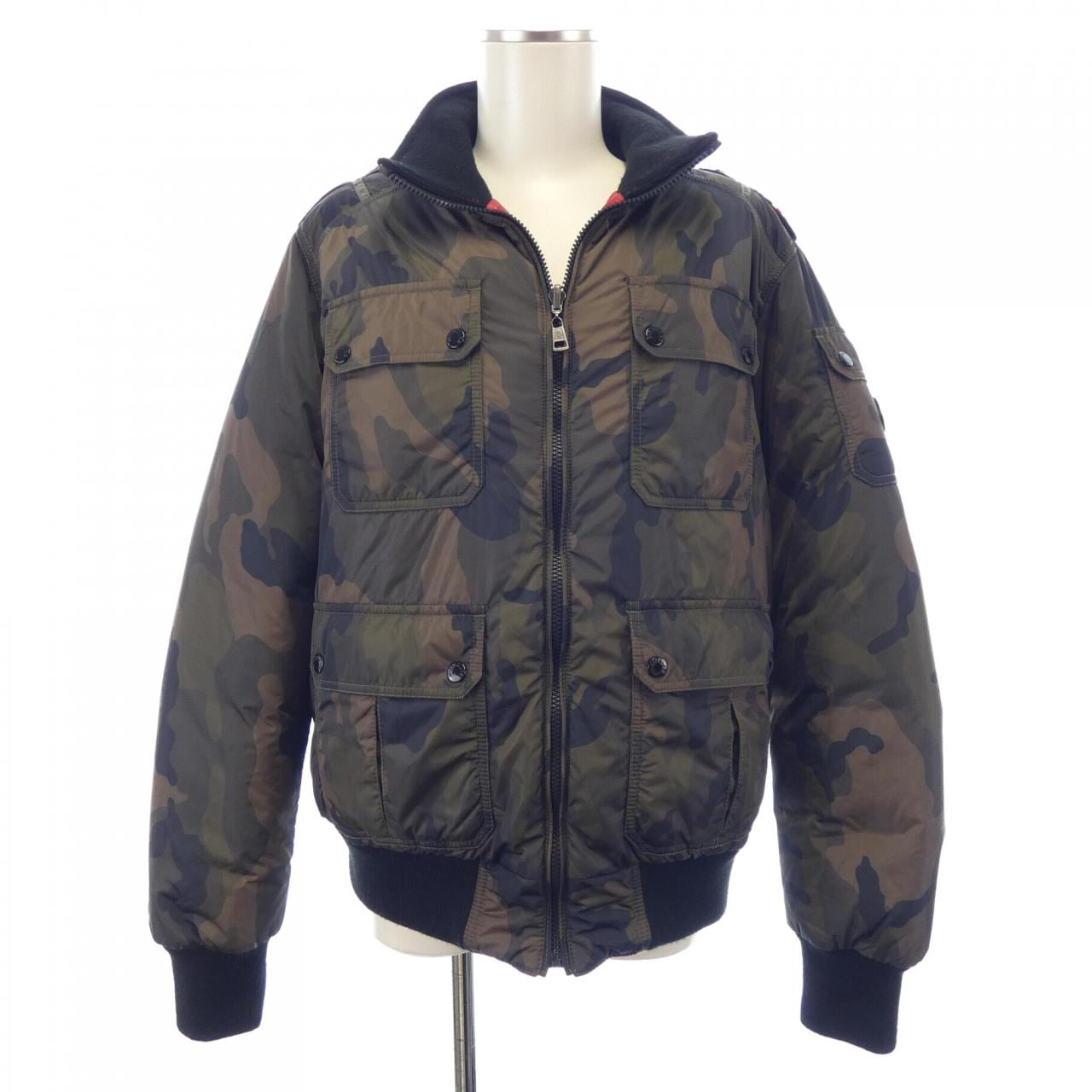モンクレール MONCLER ダウンジャケット