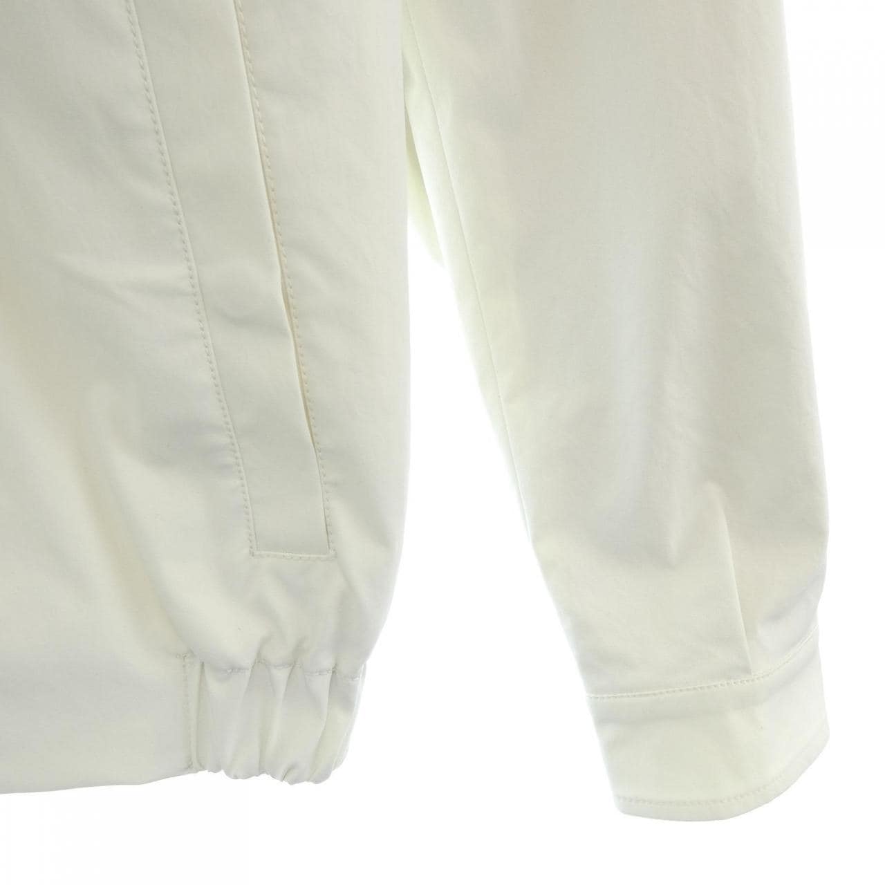 ヘルノ Herno ブルゾン