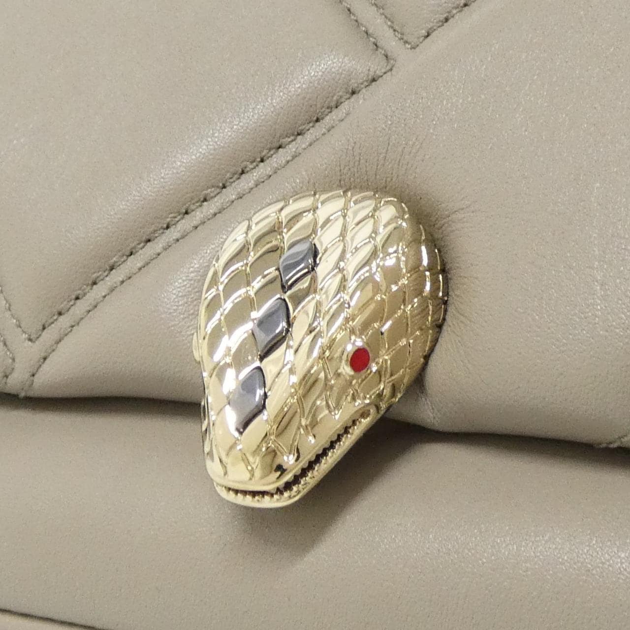 ブルガリ SERPENTI CABOCHON 291947 バッグ