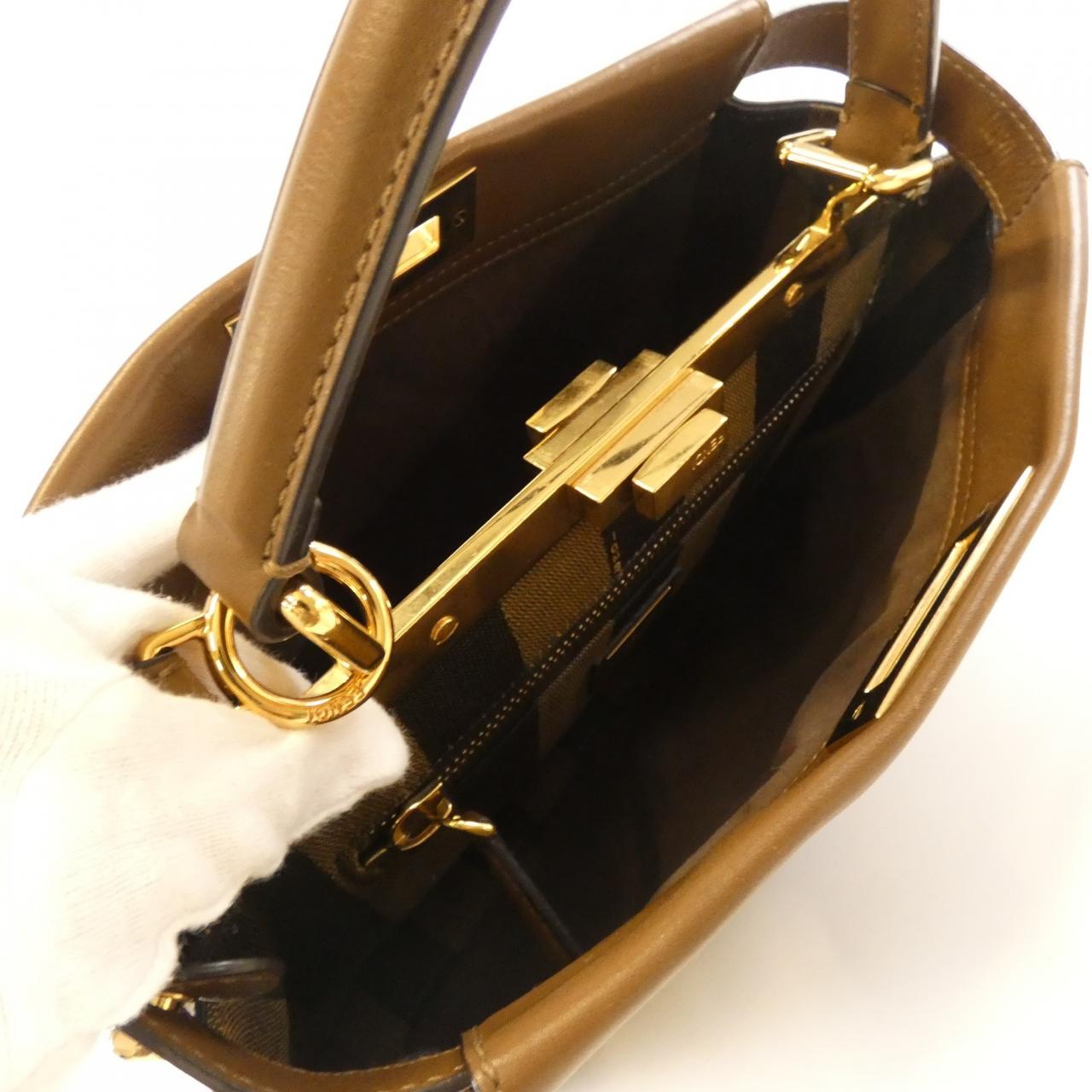 フェンディ ピーカブー 8BN290 5WM バッグ