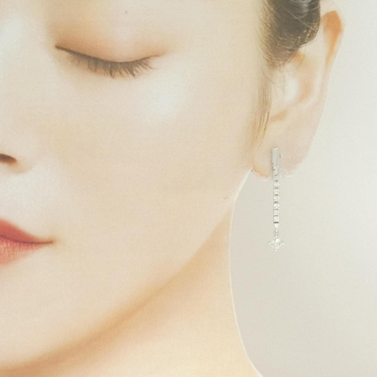 K18WG ダイヤモンド ピアス 0.96CT