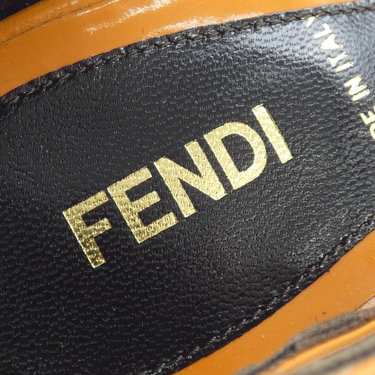 フェンディ FENDI パンプス