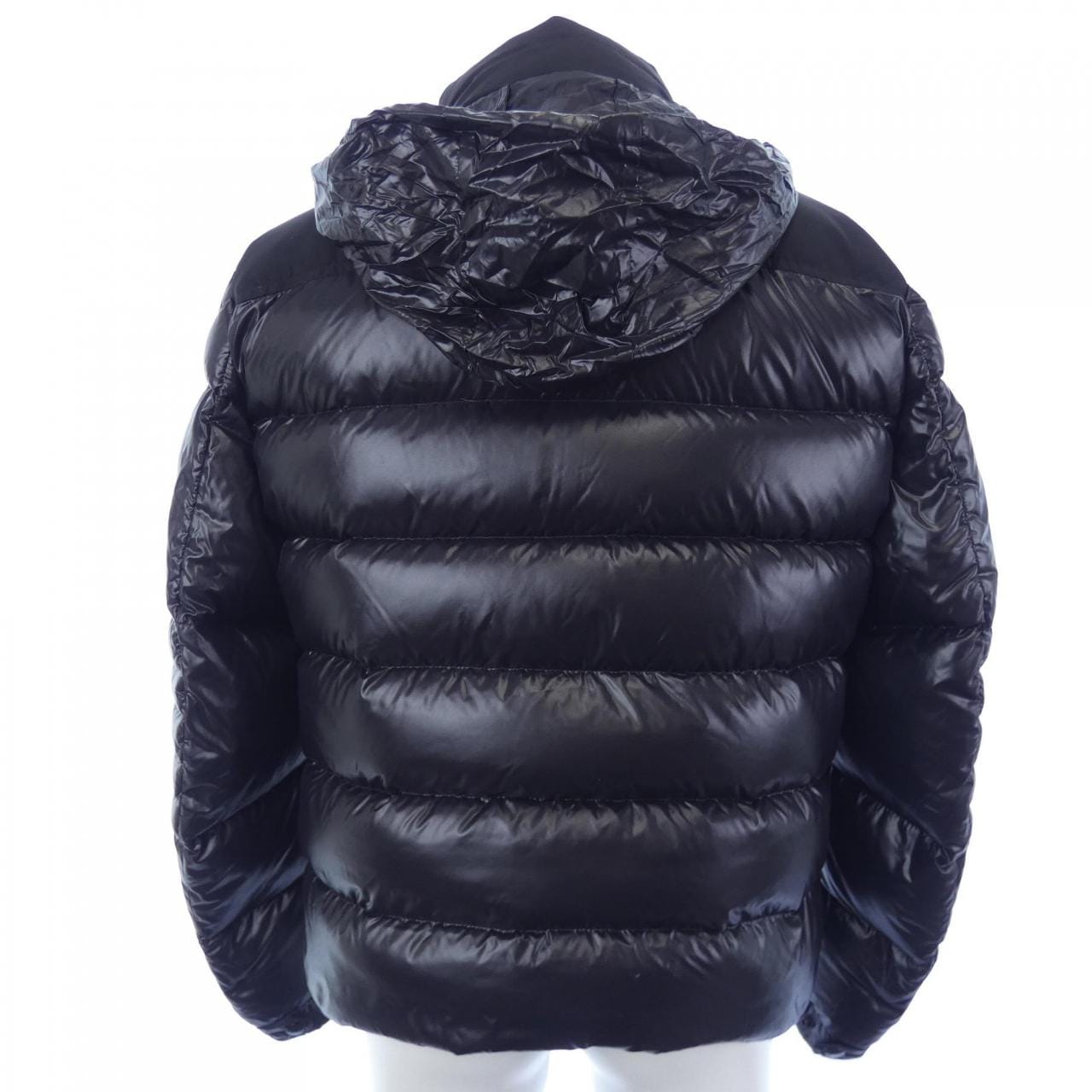 モンクレール MONCLER ダウンジャケット