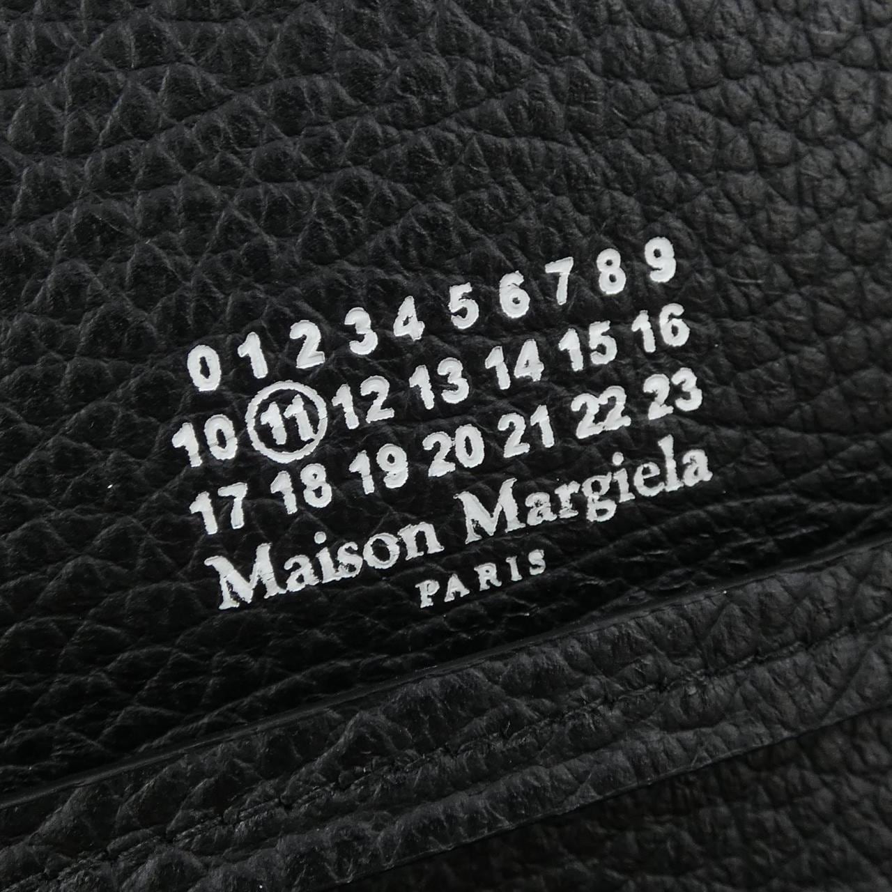 メゾンマルジェラ Maison Margiela 4ステッチ チェーン ウォレット SA3UI0008 BAG