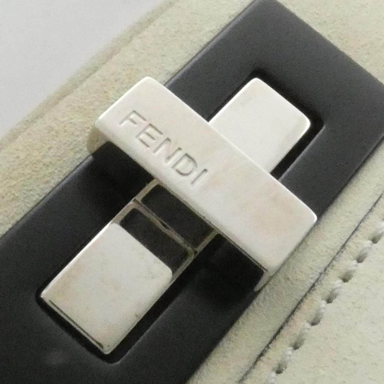 フェンディ ピーカブー 8BN210 2XX バッグ