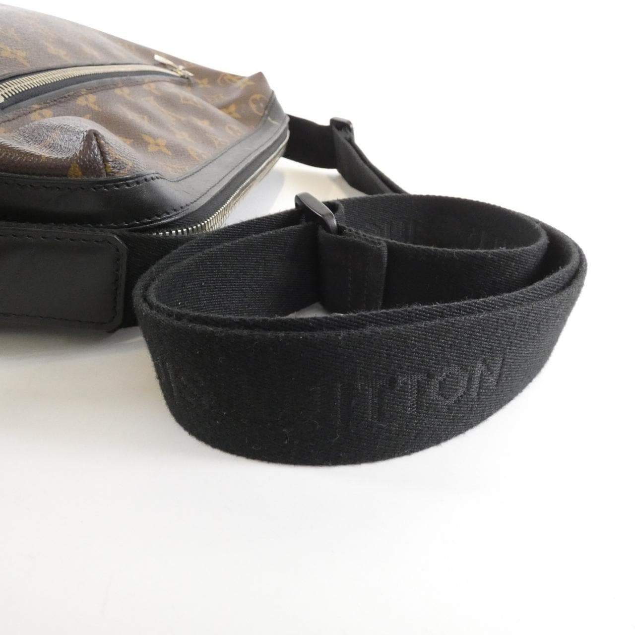 ルイヴィトン モノグラム マカサー トーレス M40387 ショルダーバッグ