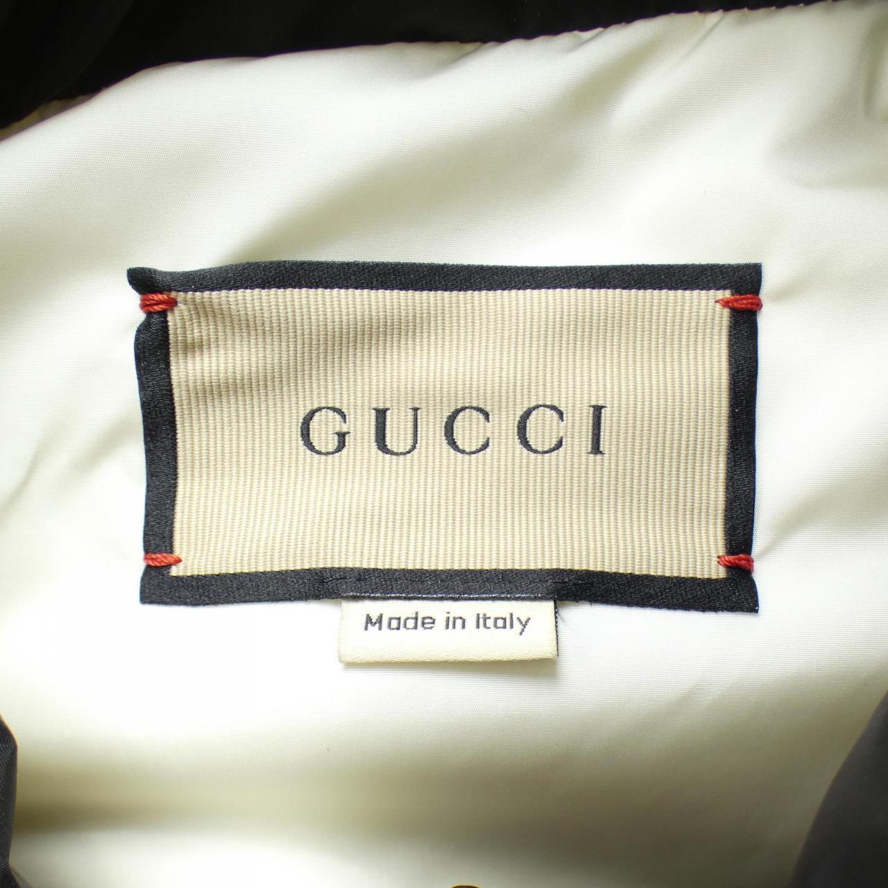 グッチ GUCCI 717547 Z9AAT ダウンベスト