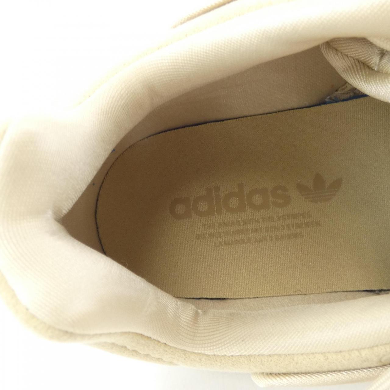 阿迪達斯ADIDAS運動鞋
