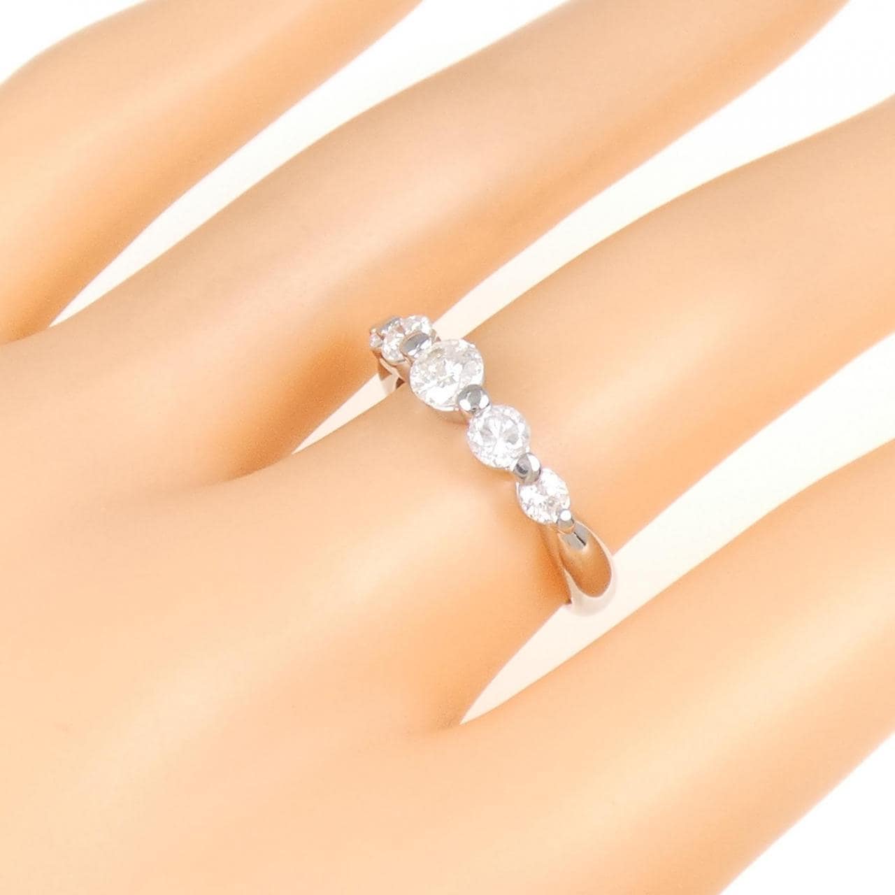 PT ダイヤモンド リング 0.90CT