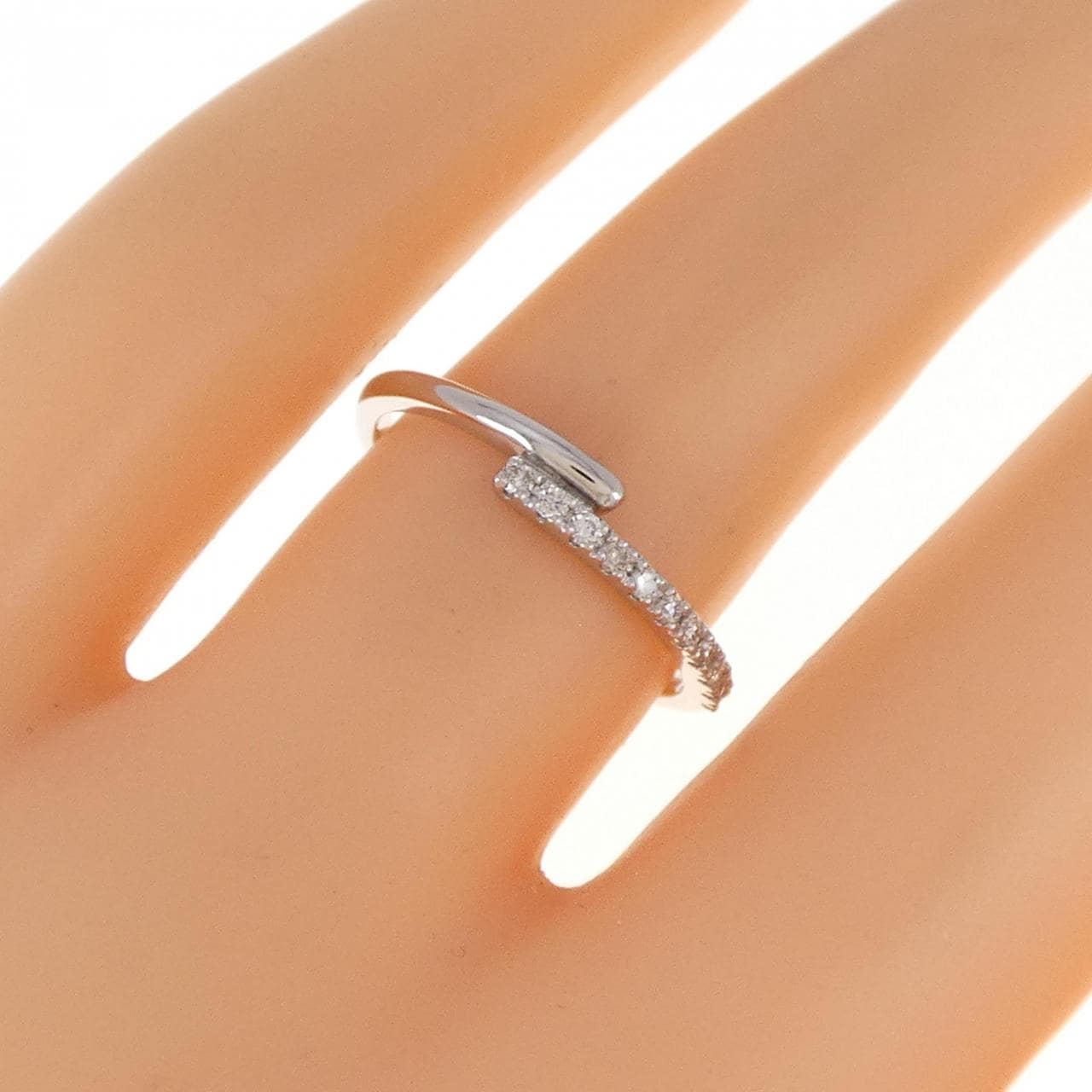 【新品】PT ダイヤモンド リング 0.10CT