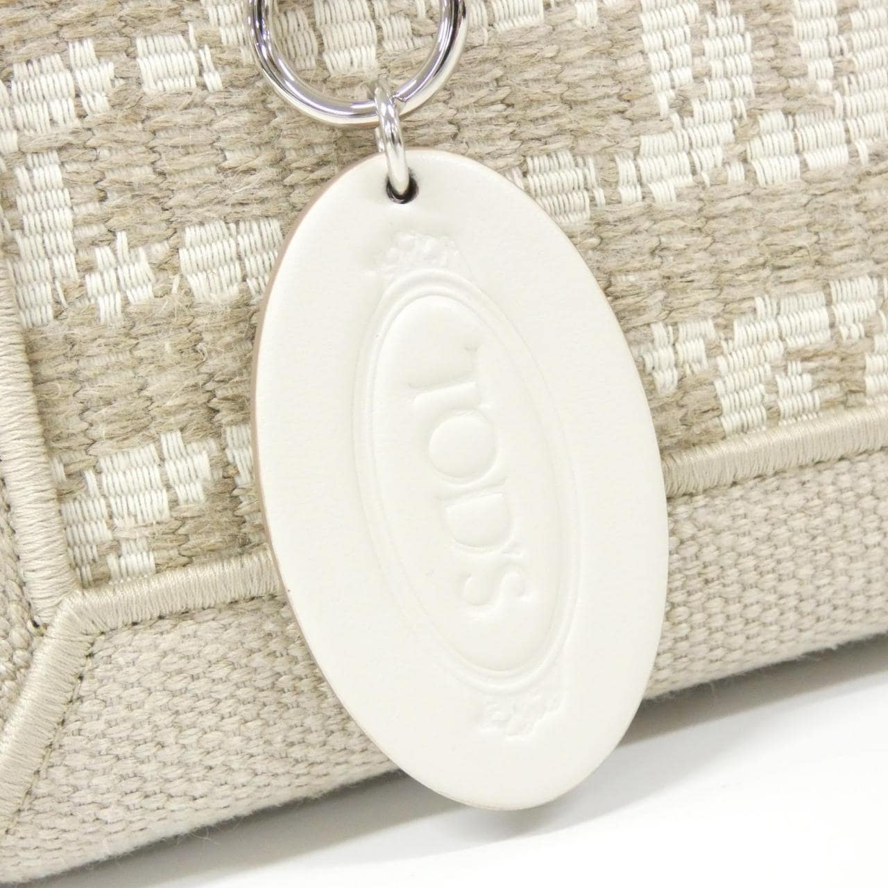 トッズ XBWCLTA0200TIP3Q71 バッグ