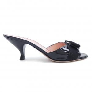 サルヴァトーレフェラガモ SALVATORE FERRAGAMO サンダル