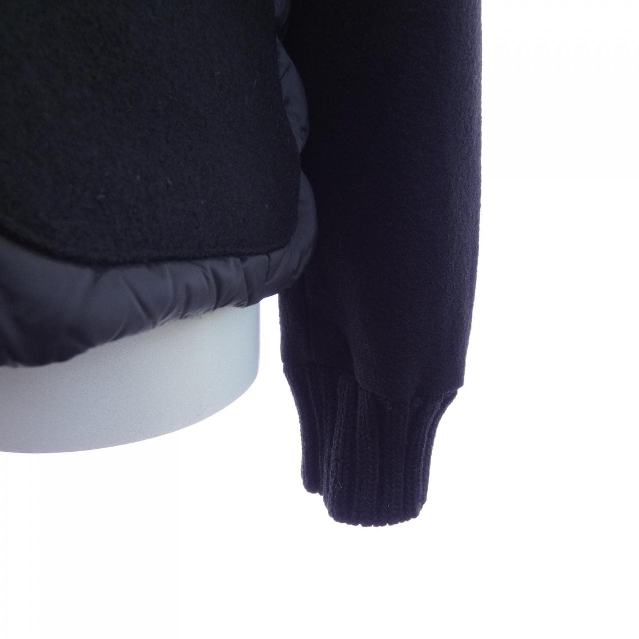 モンクレール MONCLER 20938477600 ダウンジャケット