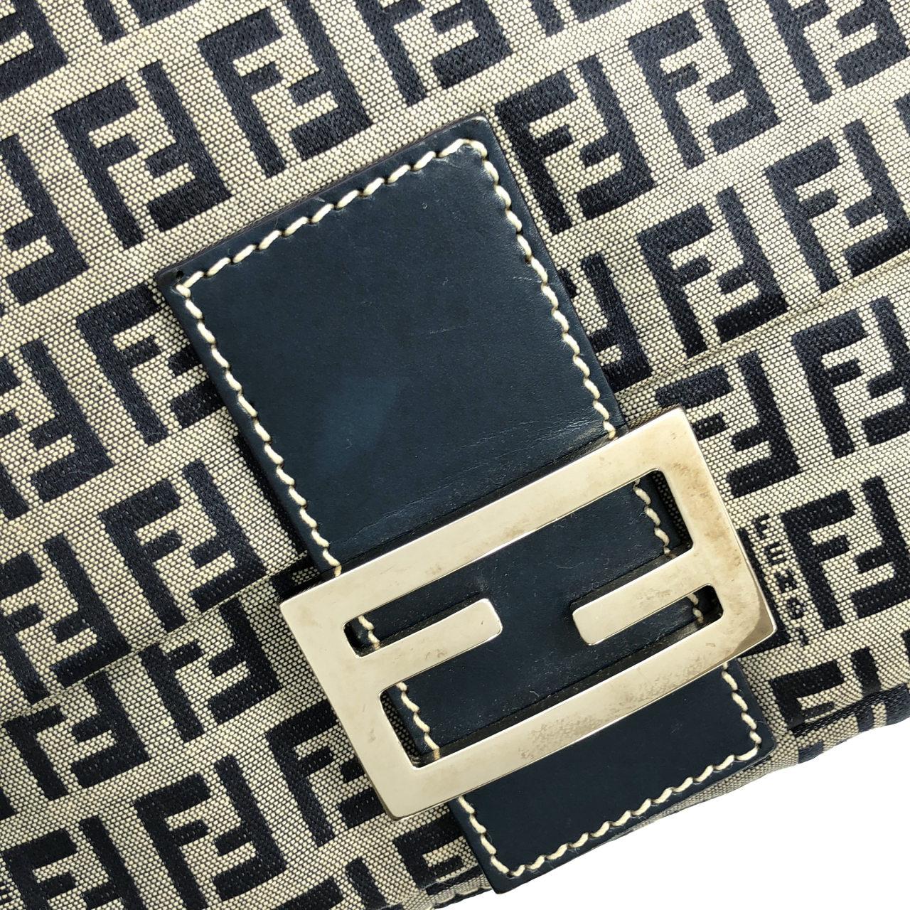 【ヴィンテージ】フェンディ マンマ バゲット 26325 ショルダーバッグ