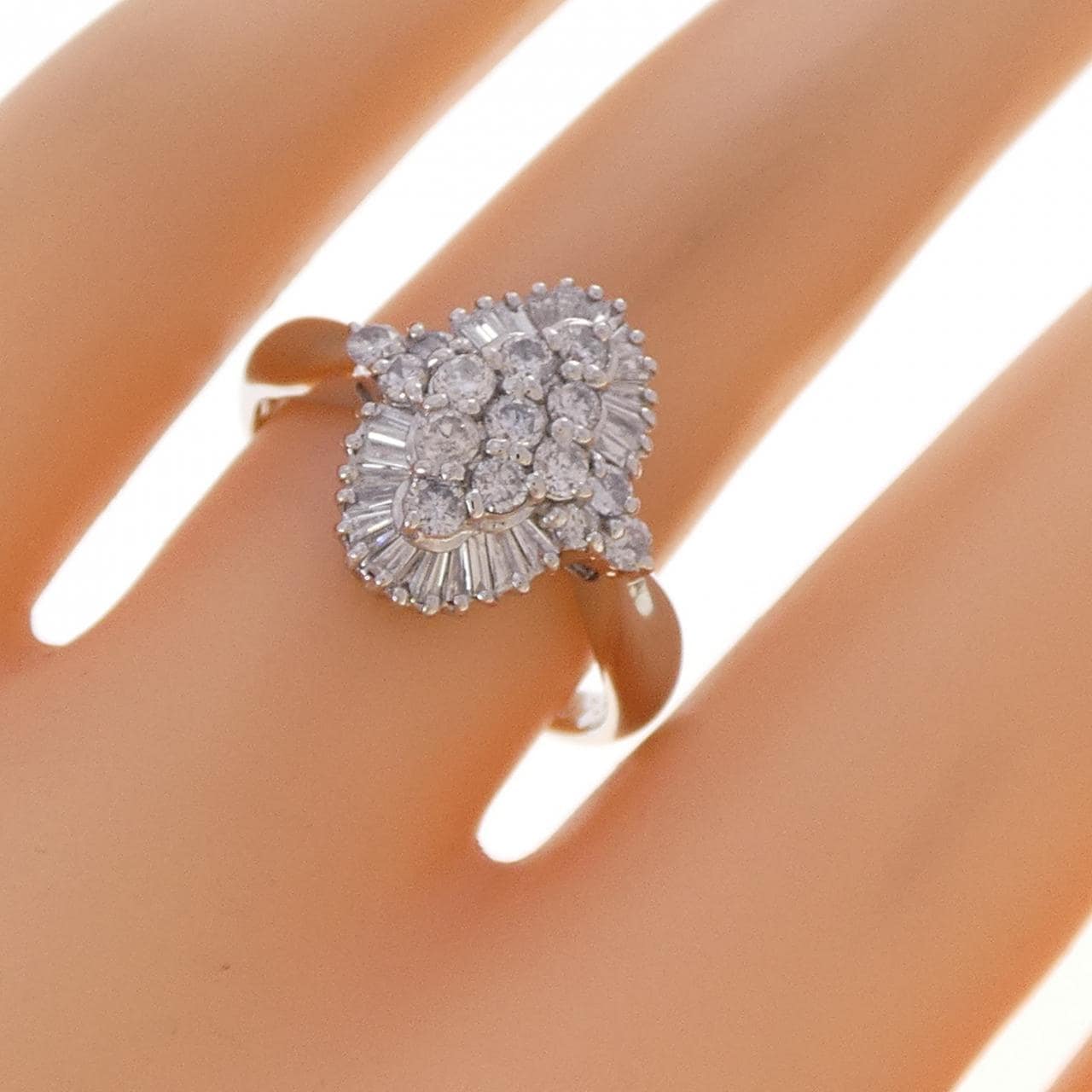 PT900 ダイヤモンド リング 0.75CT